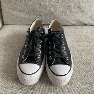 Platform Leather Converse